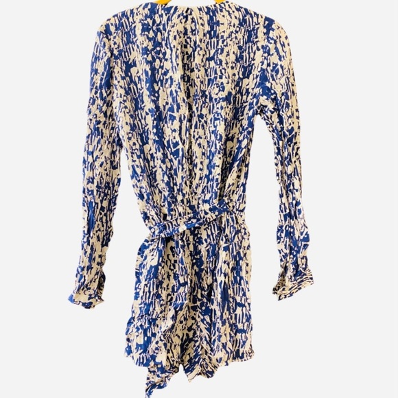 Intermix Silk Blue Print Long Sleeve Romper (6) - Picture 6 of 6